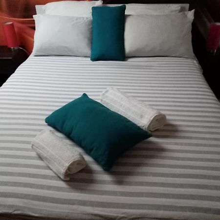 Petite Maison Chaleureuse Irvillac 外观 照片